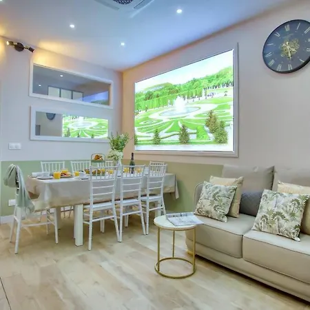 Le Nid Parisien Triplex Cosy Et Chaleureux Parigi