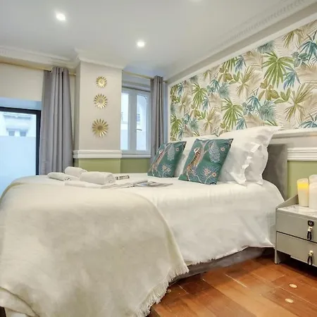 Appartamento Le Nid Parisien Triplex Cosy Et Chaleureux Parigi