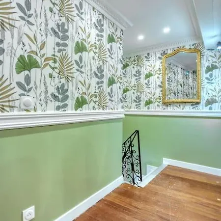 Appartamento Le Nid Parisien Triplex Cosy Et Chaleureux