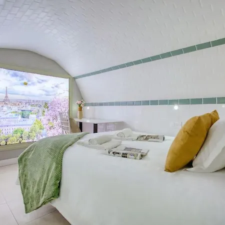 Le Nid Parisien Triplex Cosy Et Chaleureux Appartamento *