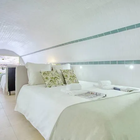 Le Nid Parisien Triplex Cosy Et Chaleureux Parigi